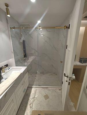 玫瑰金無框式橫移門